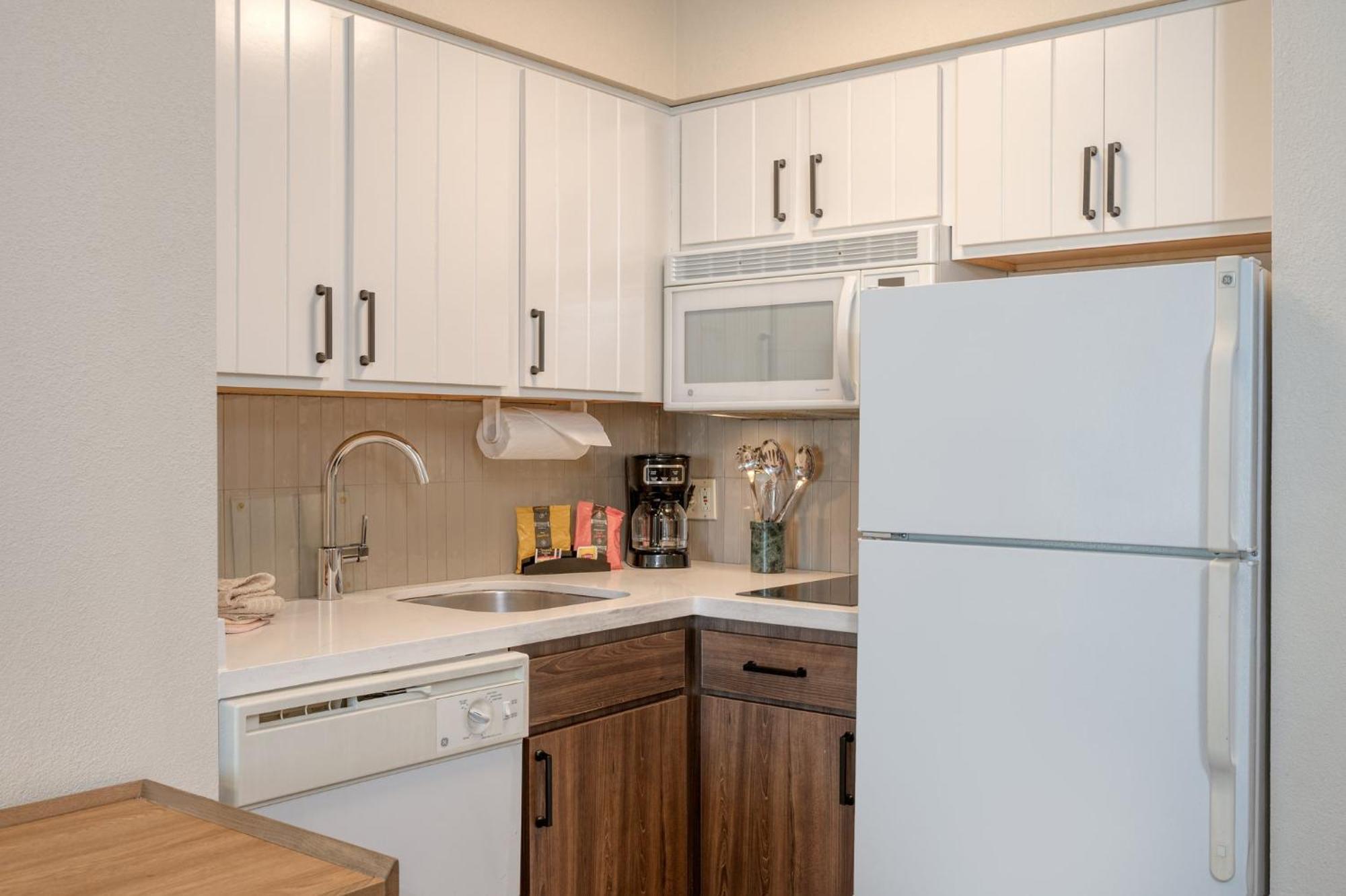 Staybridge Suites Allentown Airport Lehigh Valley By Ihg Eksteriør billede