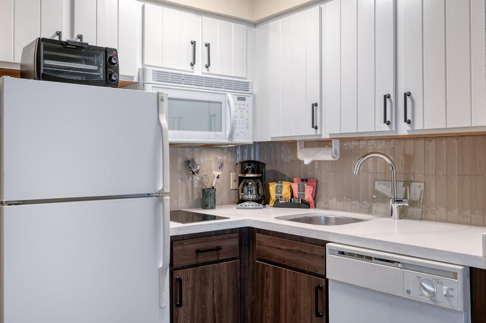 Staybridge Suites Allentown Airport Lehigh Valley By Ihg Eksteriør billede